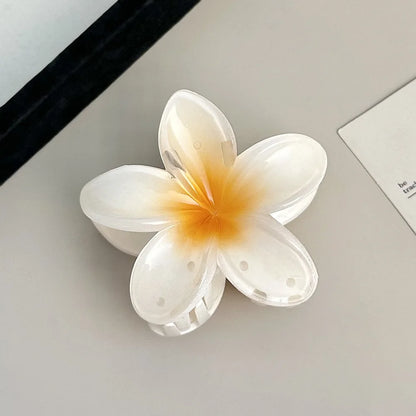 Tropical Blossom Hair Clip – The Floral Touch Your Summer Needs"